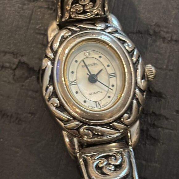 Bundle of 7 Elegant Silver and Gold Watch Collection Watches Need Battery​​​ main image 11